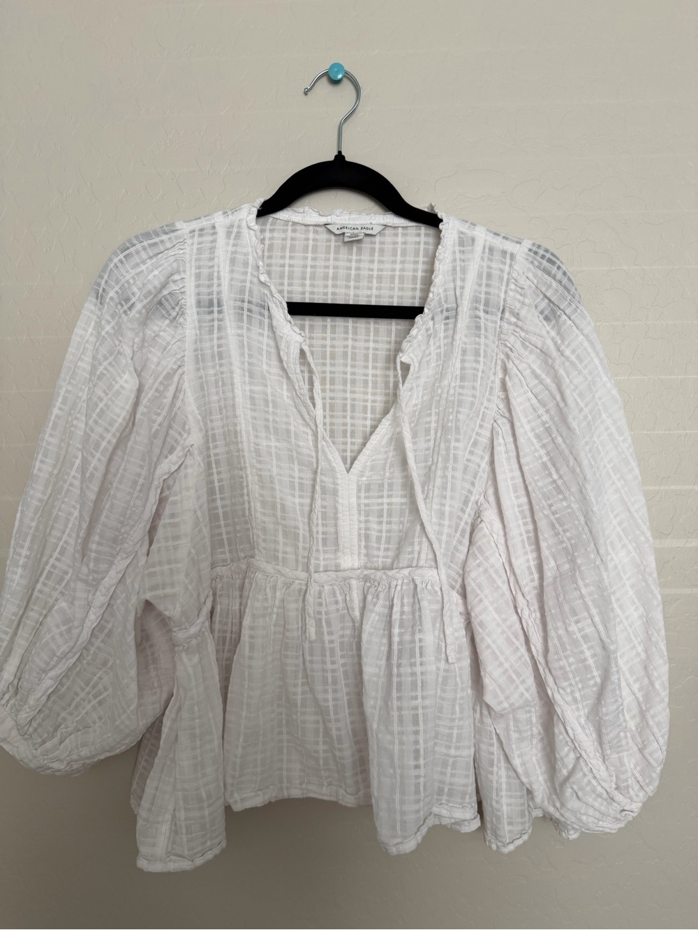 American Eagle Outfitters White Textured Peasant Top
